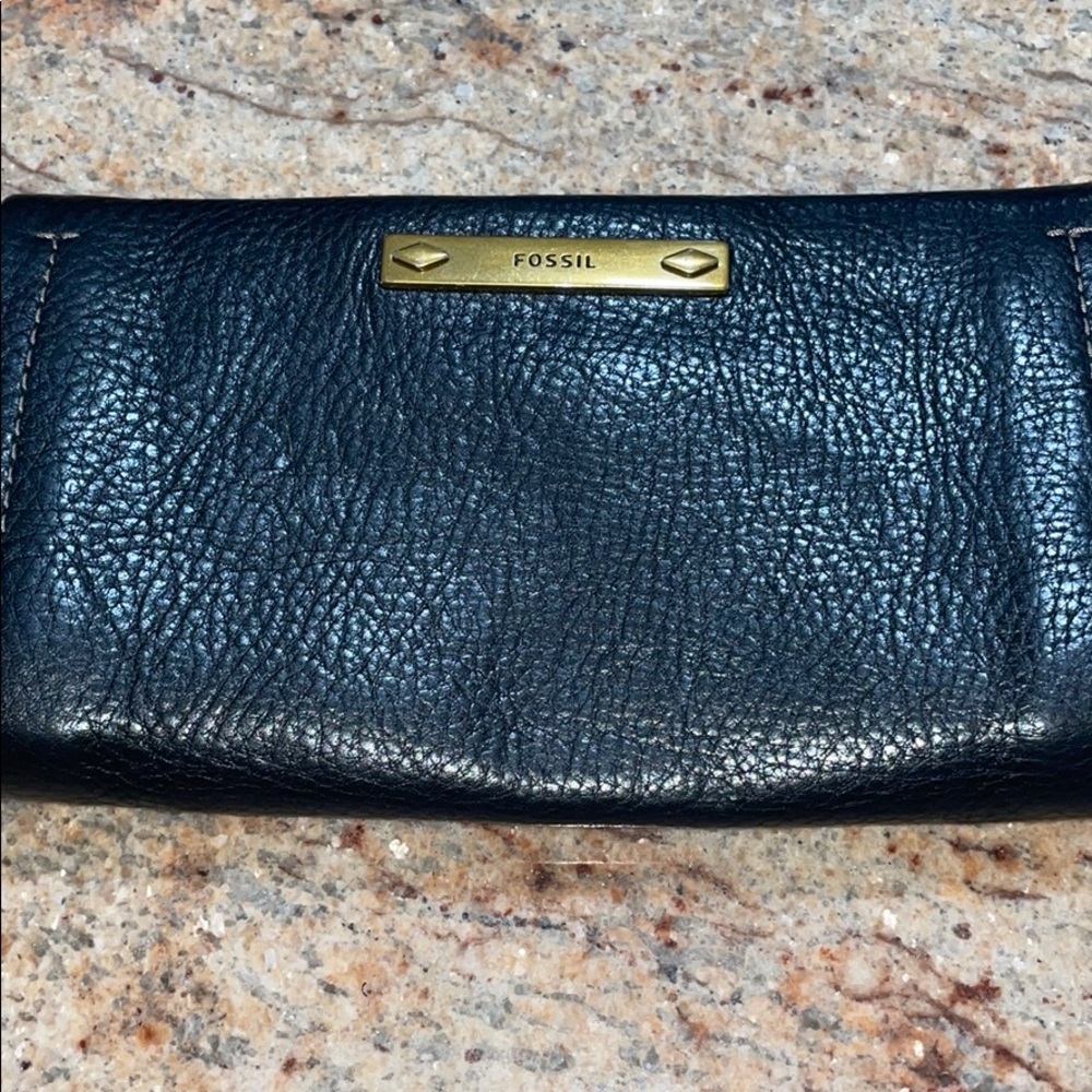 Fossil wallet